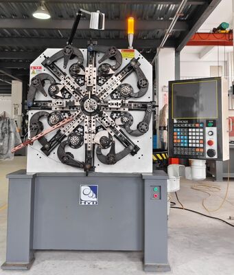 ক্যাম 4.0mm CNC স্প্রিং মেকিং ইকুইপমেন্ট Sanyo Motor CE ISO9001 Blue Systems
